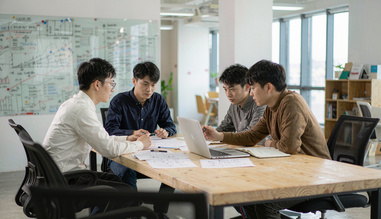 从卖课工具到私域SaaS，小鹅通递表港交所的十年